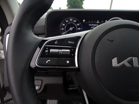 Used 2024 Kia Seltos S image 17