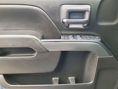 Used 2019 Chevrolet Silverado 1500 LT w/ All Star Edition image 23