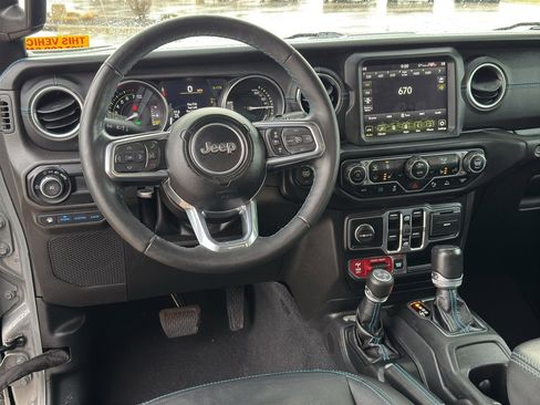 Used 2023 Jeep Wrangler Unlimited Rubicon 4xe w/ Safety Group AWD/4WD image 15