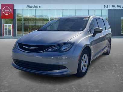 Used 2017 Chrysler Pacifica LX w/ Tire & Wheel Group