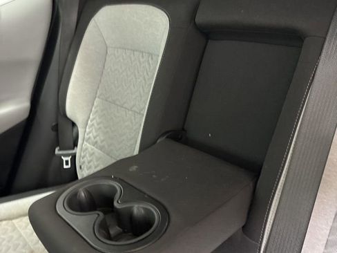 Used 2022 Chevrolet Equinox LS w/ LS Convenience Package AWD/4WD image 23