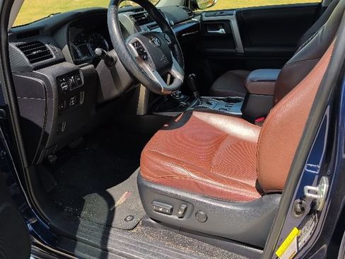 Used 2016 Toyota 4Runner Limited AWD/4WD image 16