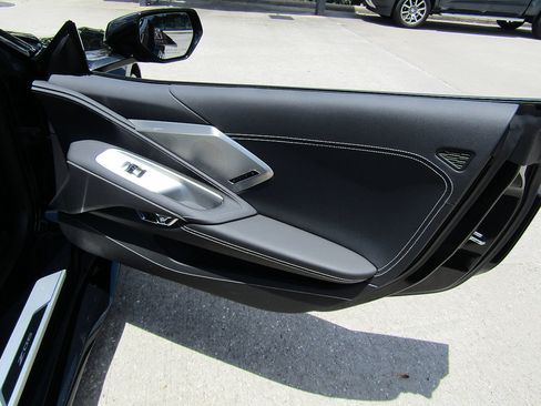 Used 2024 Chevrolet Corvette Z06 RWD image 14