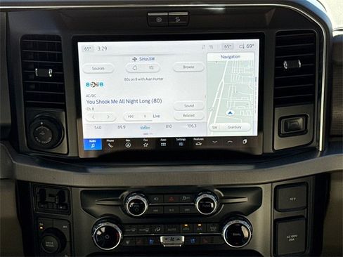 Used 2025 Ford F450 Platinum w/ Platinum Plus Package image 12