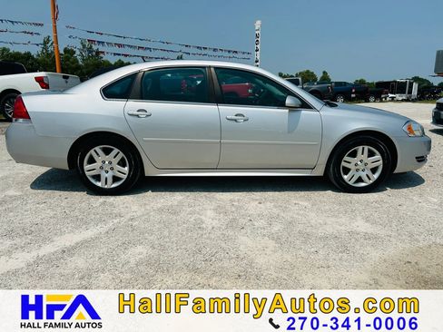 Used 2015 Chevrolet Impala LT w/ LT Sunroof Package FWD image 6
