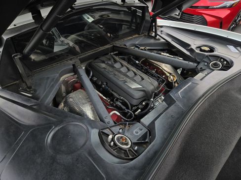 Used 2022 Chevrolet Corvette Stingray Coupe w/ 1LT image 31