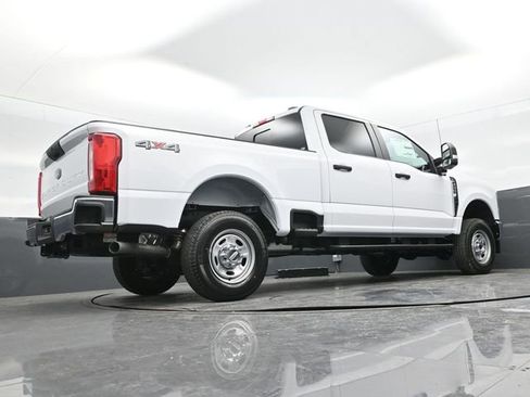 Used 2024 Ford F250 XL w/ Snow Plow Prep Package AWD/4WD image 19