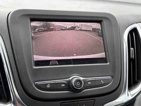 Used 2022 Chevrolet Equinox LT image 20