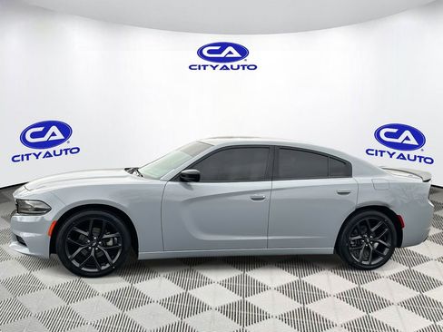 Used 2021 Dodge Charger SXT w/ Blacktop Package image 7