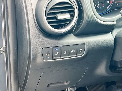 Used 2018 Hyundai Kona Ultimate FWD image 10