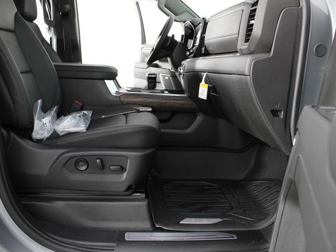 New 2026 GMC Sierra 1500 SLT w/ SLT Premium Plus Package AWD/4WD image 23