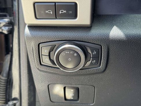 Used 2019 Ford F250 Lariat AWD/4WD image 18
