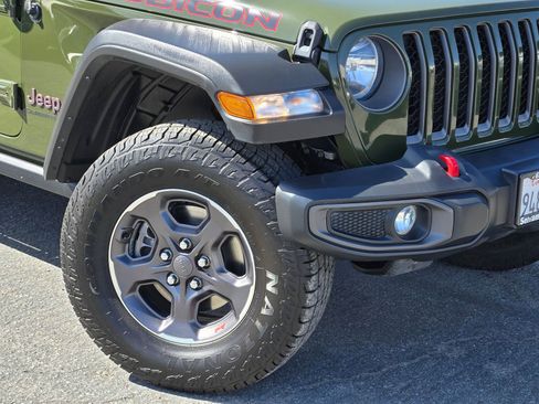 Used 2021 Jeep Gladiator Rubicon w/ Cold Weather Group AWD/4WD image 9