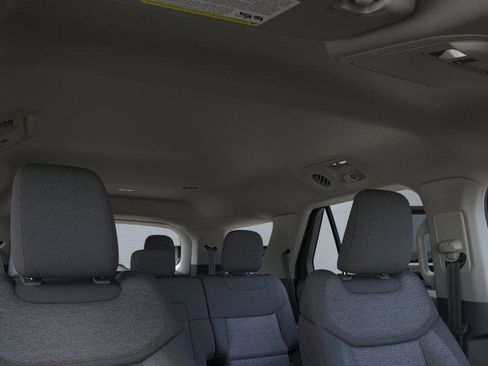 New 2026 Ford Explorer Active image 22