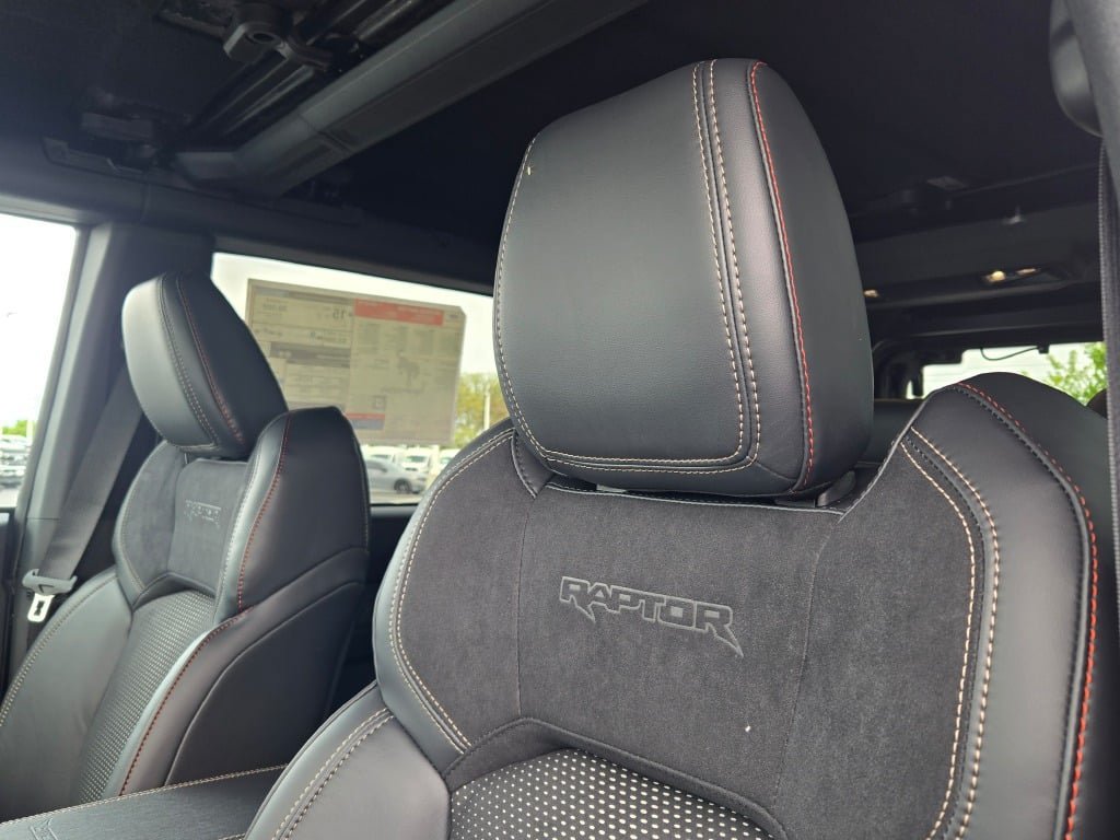 New 2026 Ford Bronco Raptor AWD/4WD image 24