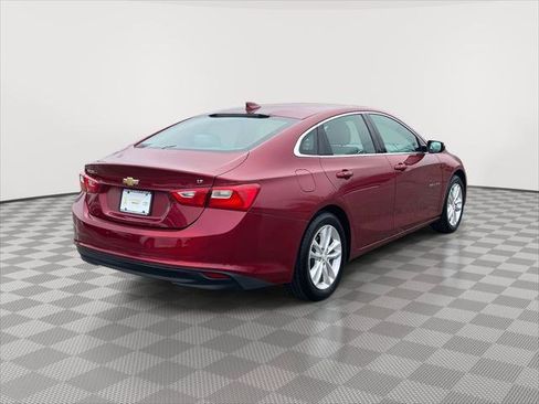 Used 2018 Chevrolet Malibu LT image 4