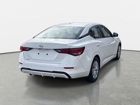 Used 2022 Nissan Sentra S image 5