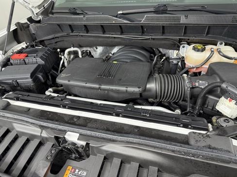 Used 2022 Chevrolet Silverado 1500 LTZ w/ Z71 Off-Road Package image 34