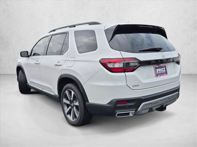 Used 2025 Honda Pilot Elite image 7