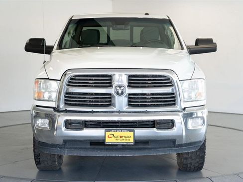 Used 2016 RAM 2500 SLT w/ Protection Group AWD/4WD image 2