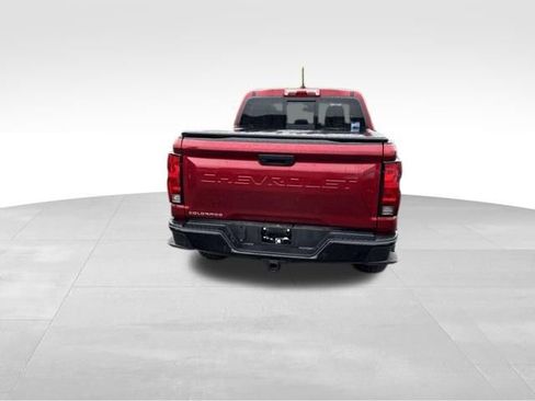 Used 2025 Chevrolet Colorado W/T w/ Advanced Trailering Package RWD image 7