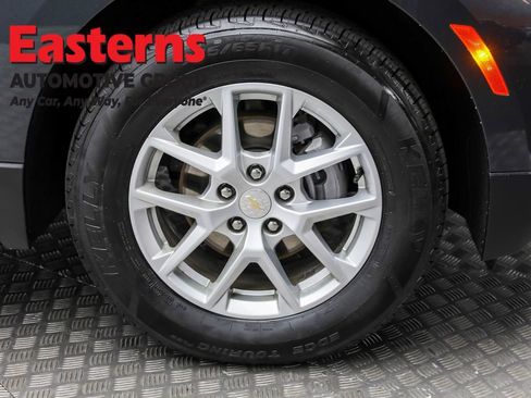 Used 2023 Chevrolet Equinox LT w/ Driver Convenience Package image 30