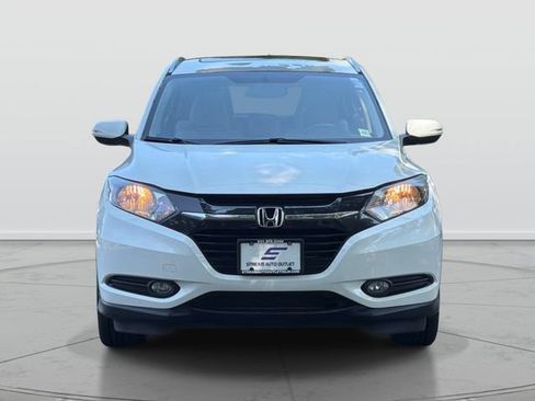Used 2018 Honda HR-V EX-L image 2