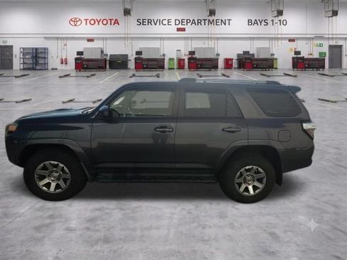 Used 2016 Toyota 4Runner Trail AWD/4WD image 7