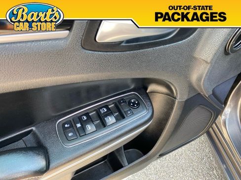 Used 2021 Chrysler 300 S RWD image 23