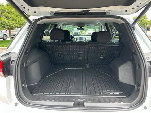 Used 2024 Chevrolet Equinox LT w/ LPO, Floor Liner Package AWD/4WD image 26