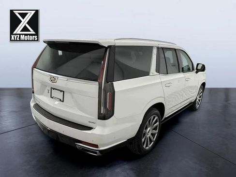 Used 2022 Cadillac Escalade Premium Luxury Platinum image 8