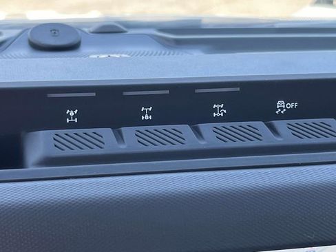 New 2026 Ford Bronco Badlands image 15