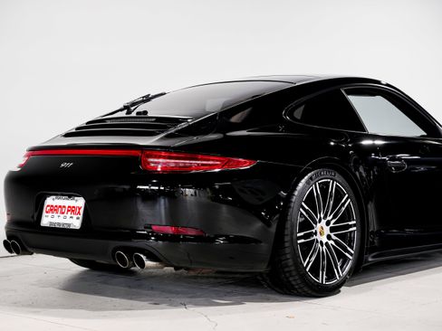Used 2014 Porsche 911 Carrera 4S image 34