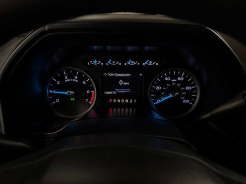 Used 2019 Ford F250 XL w/ Power Equipment Group AWD/4WD image 75