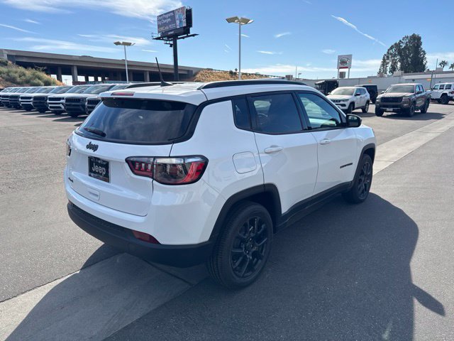 New 2026 Jeep Compass Latitude AWD/4WD image 5