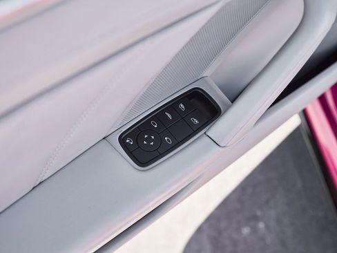 Used 2023 Porsche 911 Turbo S image 30