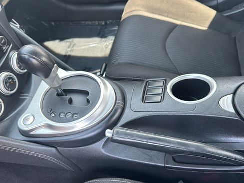 Used 2016 Nissan 370Z Coupe RWD image 26