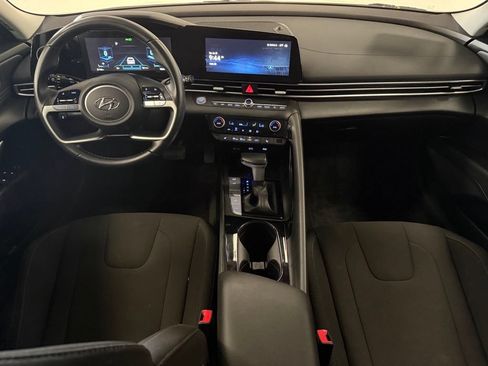 Certified 2023 Hyundai Elantra SEL w/ Convenience Package FWD image 15
