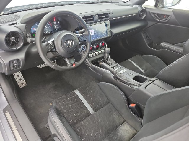 Used 2023 Toyota GR86 Premium RWD image 12