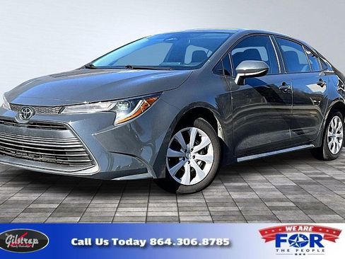 Used 2024 Toyota Corolla LE FWD image 1