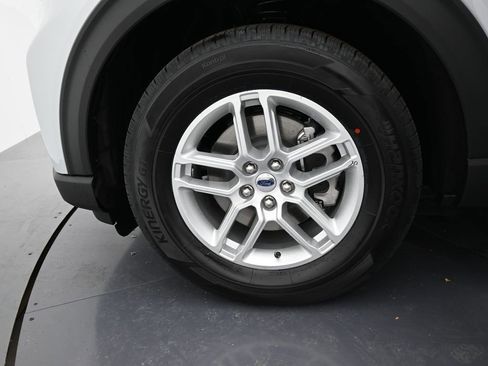 New 2026 Ford Explorer Active image 37