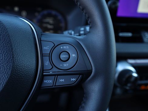 New 2025 Toyota RAV4 Limited image 28