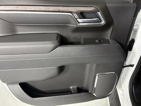 Used 2025 Chevrolet Silverado 1500 LTZ RWD image 44