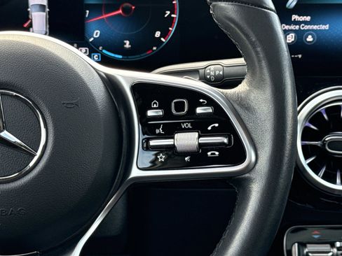 Certified 2023 Mercedes-Benz GLA 250 image 23
