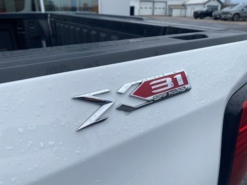 Used 2022 GMC Sierra 1500 Elevation w/ X31 Off-Road Package image 8