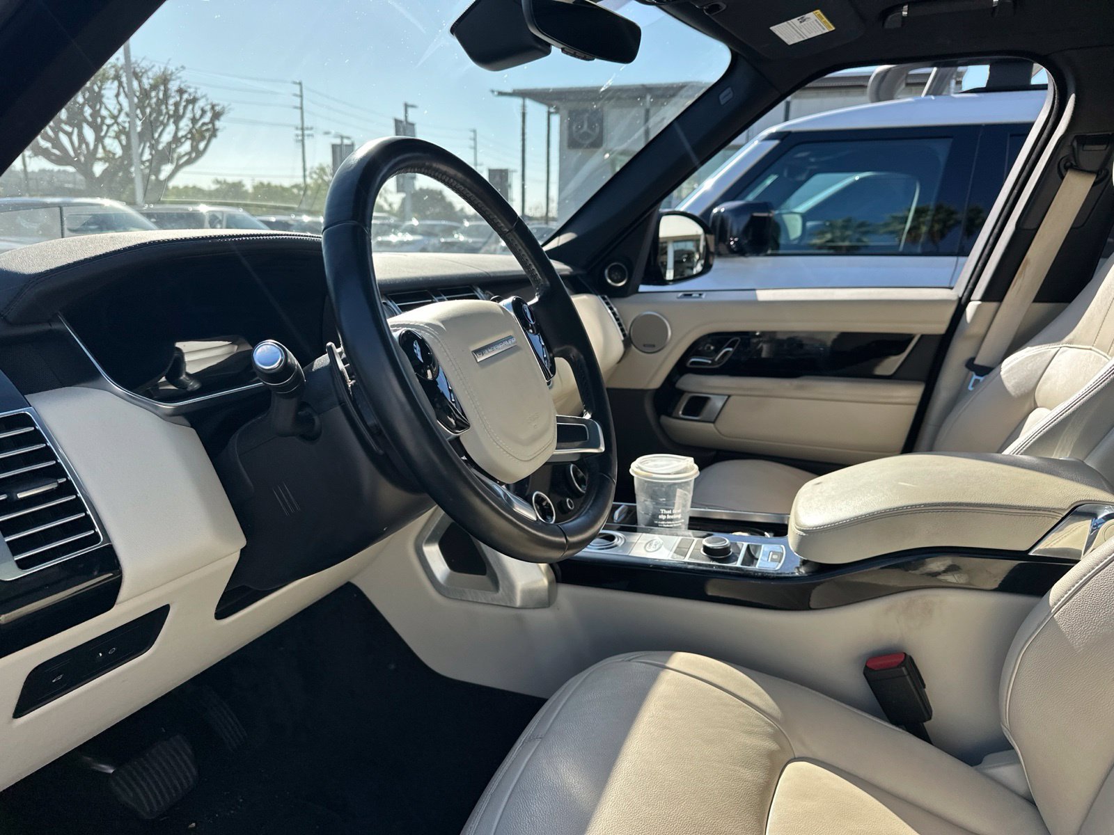Used 2022 Land Rover Range Rover AWD/4WD image 9