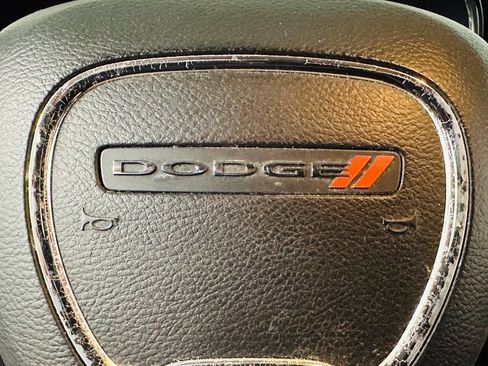 Used 2018 Dodge Durango SXT AWD/4WD image 17