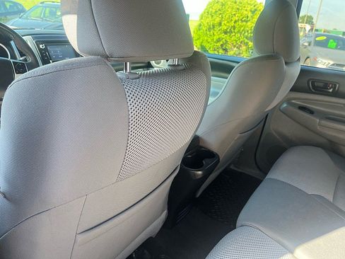 Used 2014 Toyota Tacoma 4x4 Double Cab image 19
