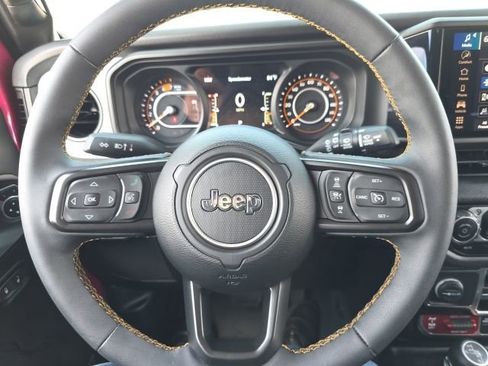 Used 2024 Jeep Wrangler Unlimited Sport AWD/4WD image 18
