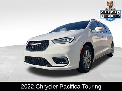 Used 2022 Chrysler Pacifica Touring